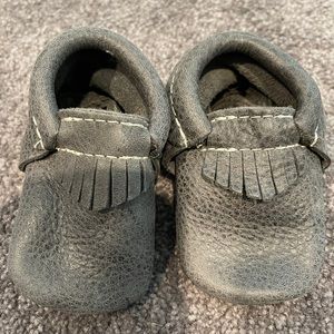 Freshly Picked: soft sole classic moccasins - grey